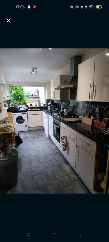 Room Muller Road in Bristol