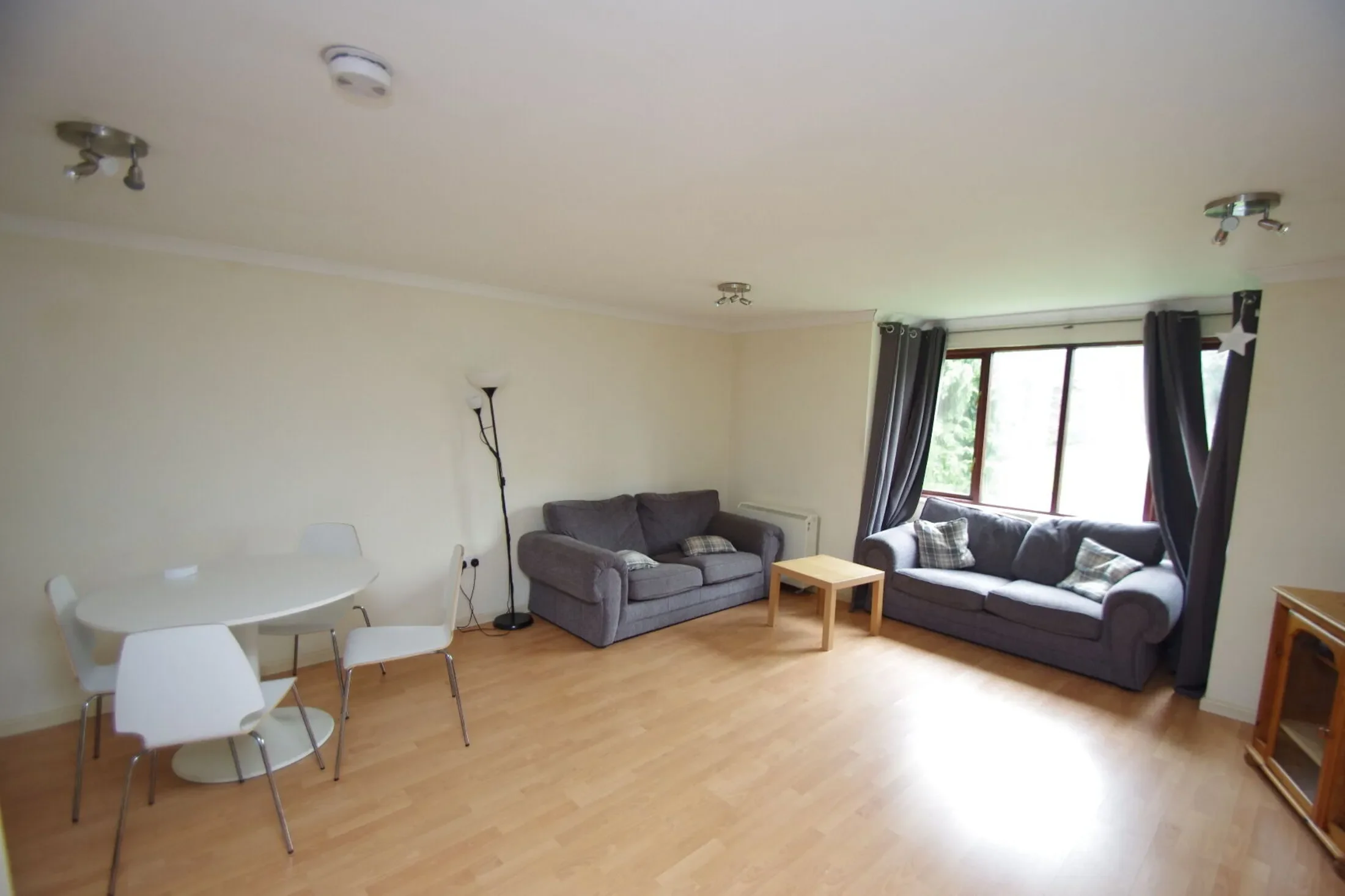 Flat Rickmansworth Road in Watford