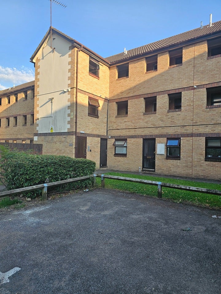 Flat Portland Road in Greater London