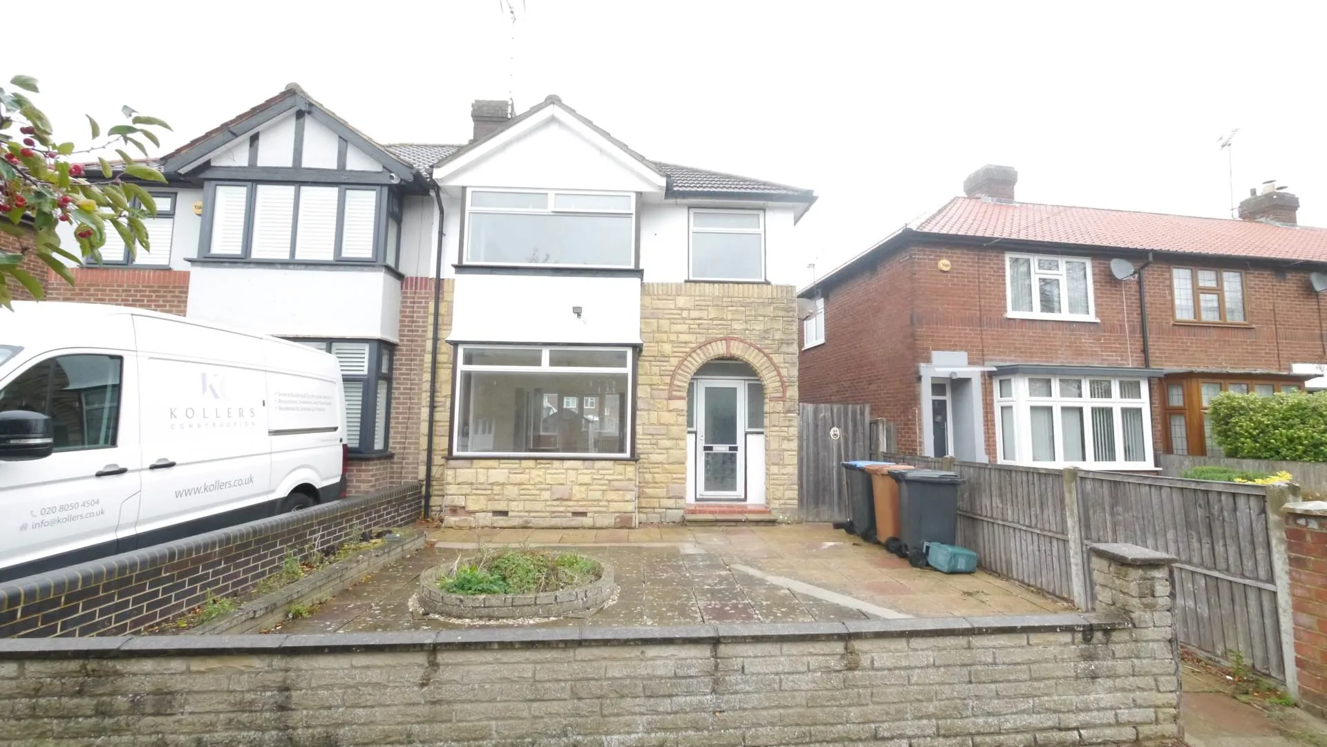 Flat Birchwood Avenue in Welwyn Hatfield