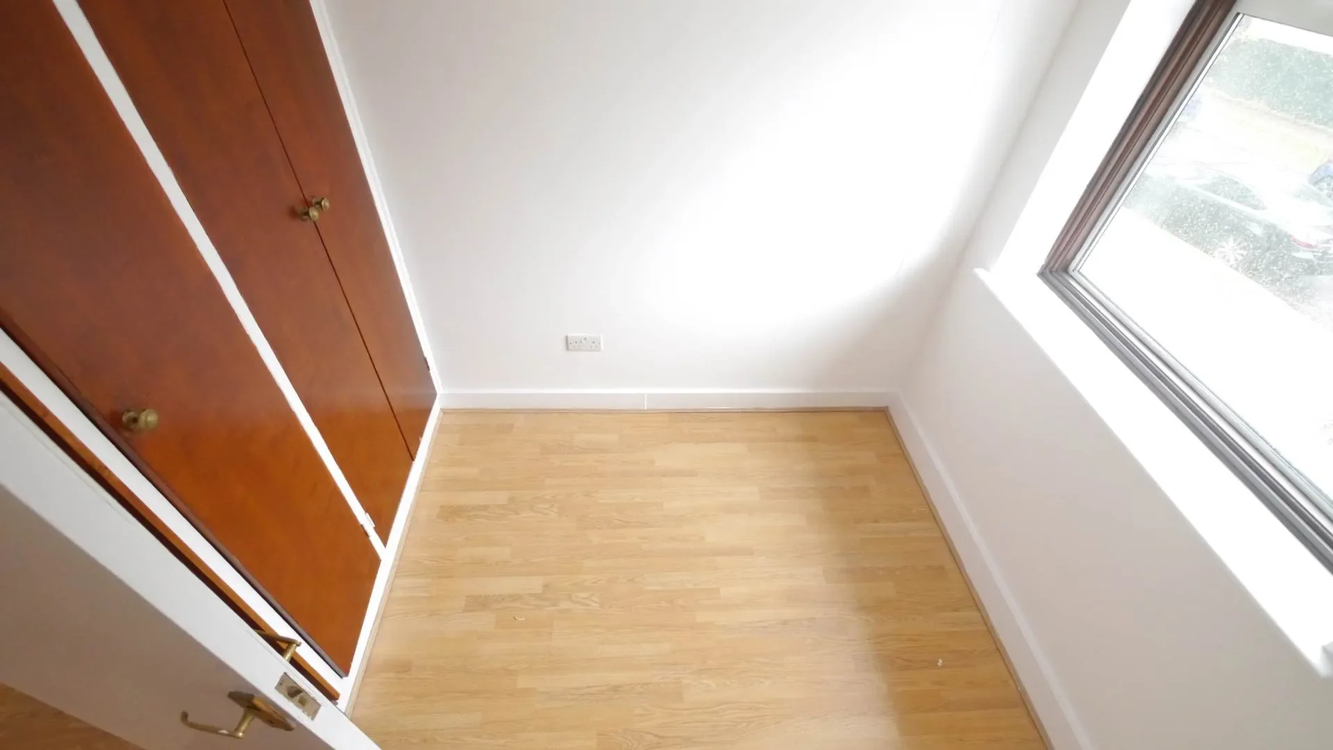 Flat Birchwood Avenue in Welwyn Hatfield