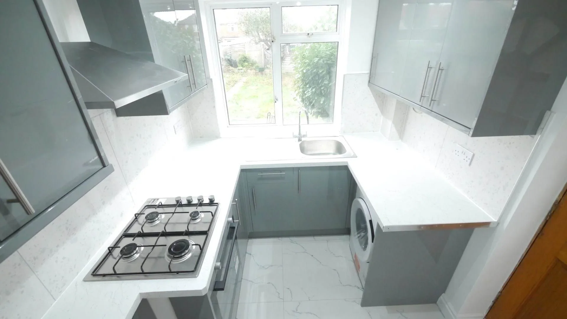 Flat Birchwood Avenue in Welwyn Hatfield