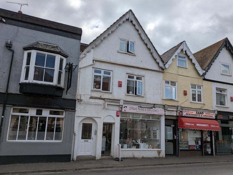 Flat Brighton Road in Crawley