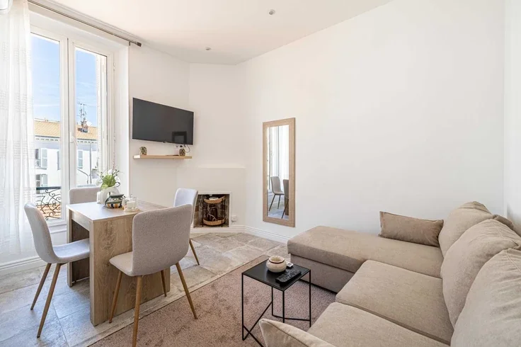 Flat Rue Hoche in Cannes