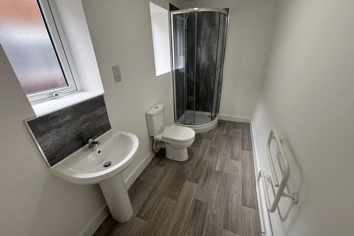 Flat Glumangate in Chesterfield
