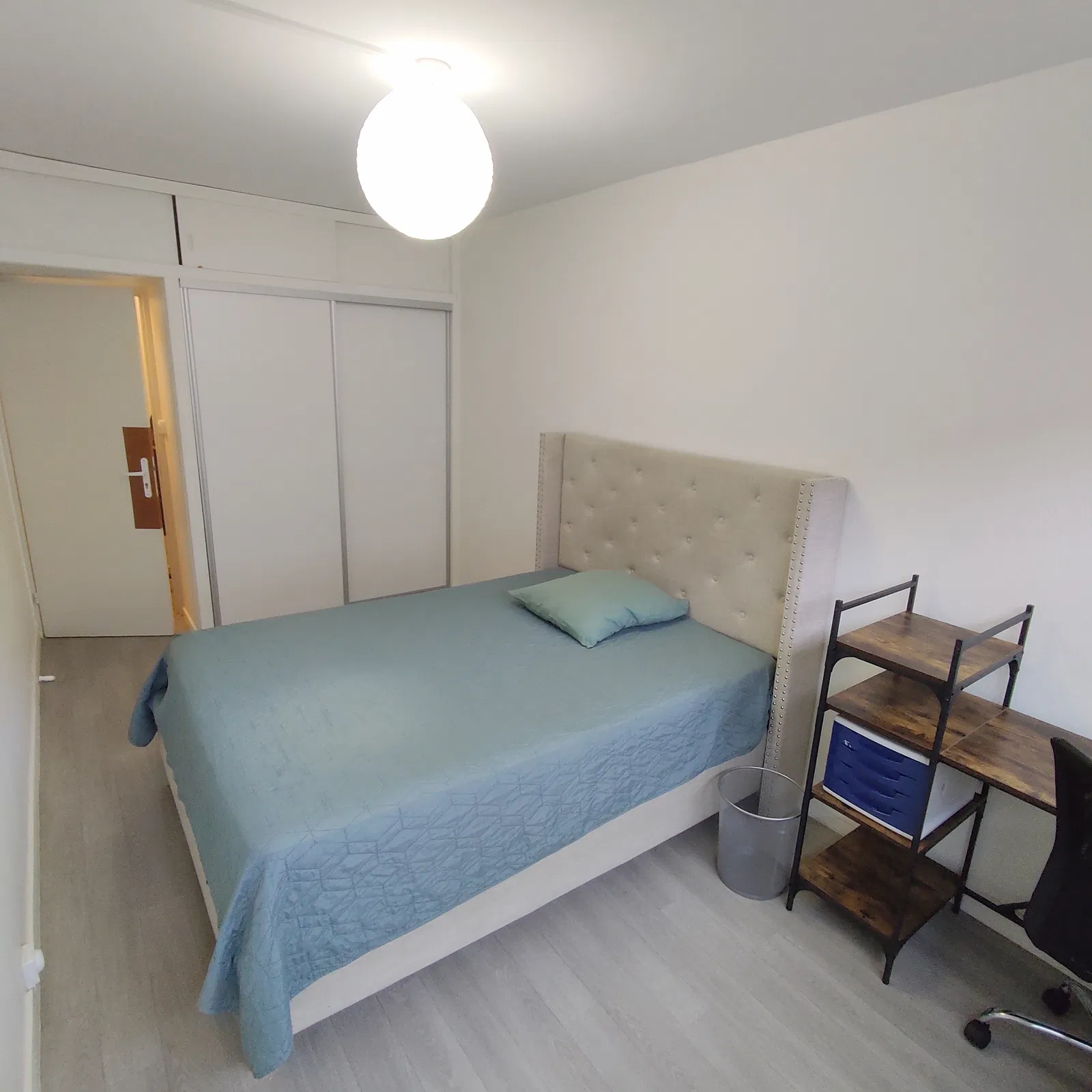 Chambre Rue Robert Ranjard à Tours