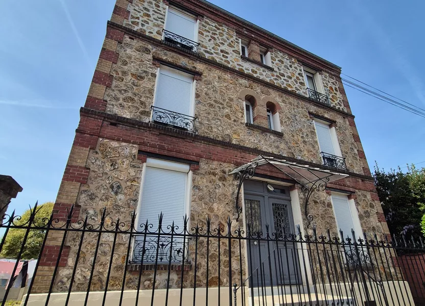 Flat Rue de Locarno in Ermont