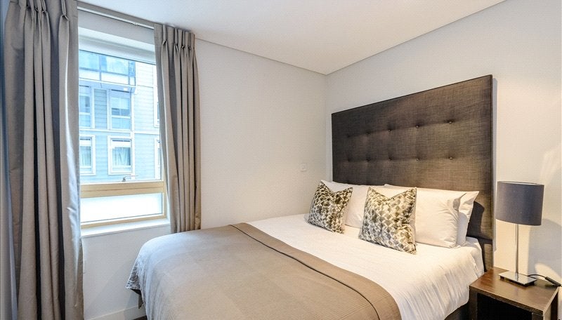 Flat Merchant Square in City of Westminster