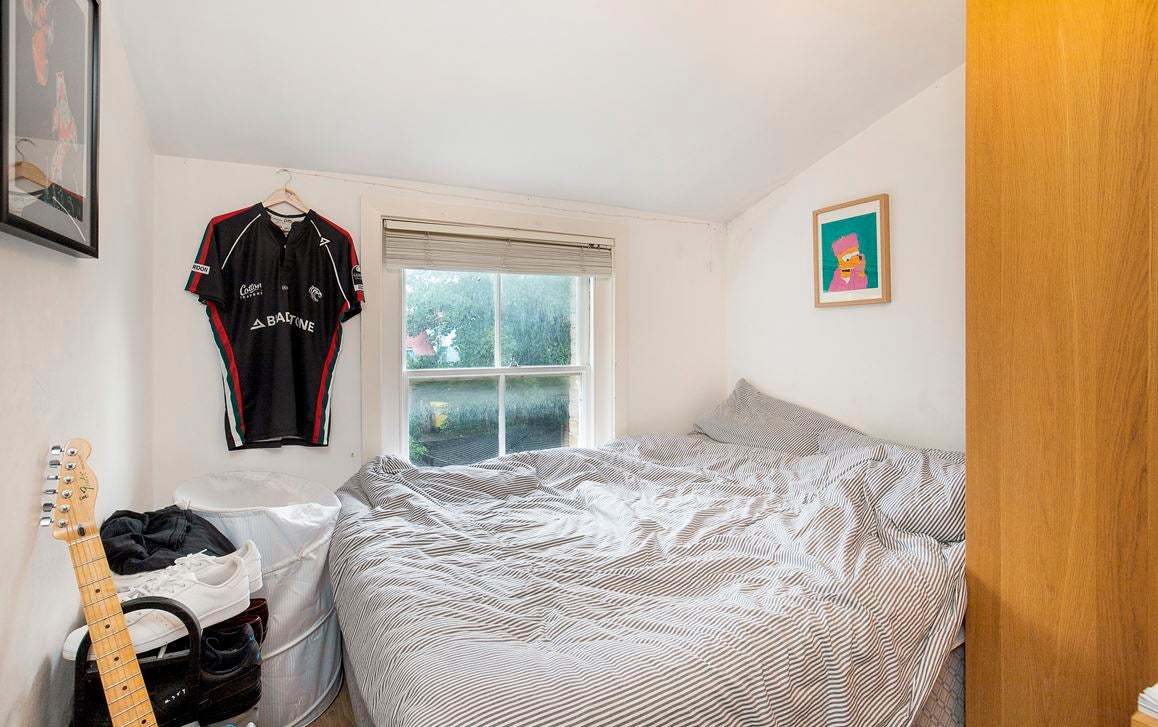 Flat Bedford Road in Greater London
