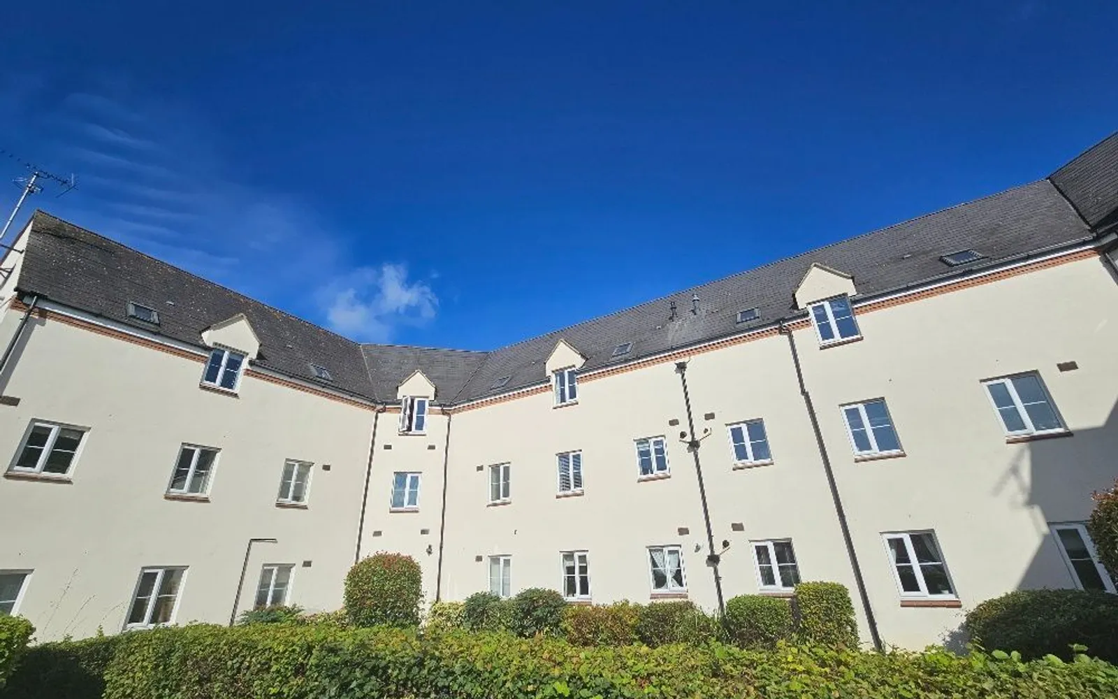 Flat Sir Henry Jake Close in Cherwell District