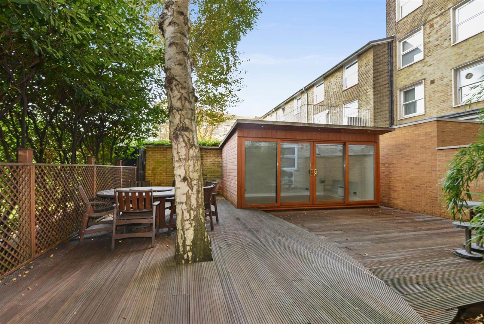 Flat St John's Wood Park in City of Westminster