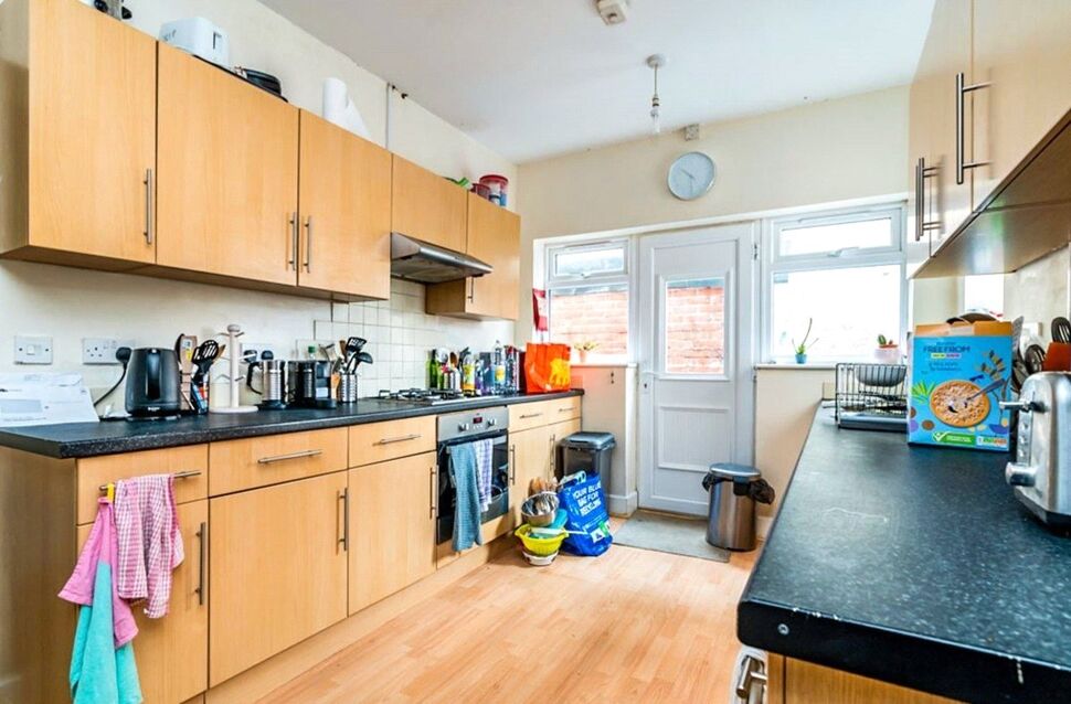 Flat Firgrove Road in Southampton