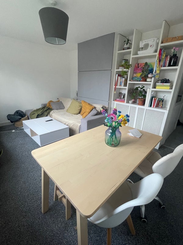 Room Alfred Street in Greater London