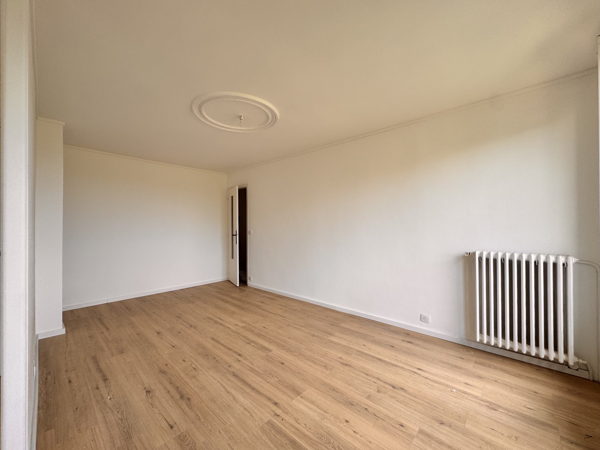 Flat Rue des Côtes in Maisons-Laffitte