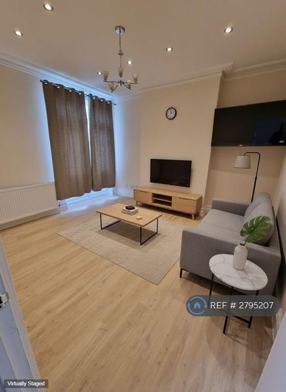 Room Boston Avenue in Southend-on-Sea