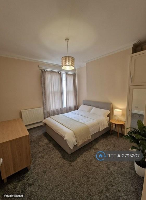 Room Boston Avenue in Southend-on-Sea