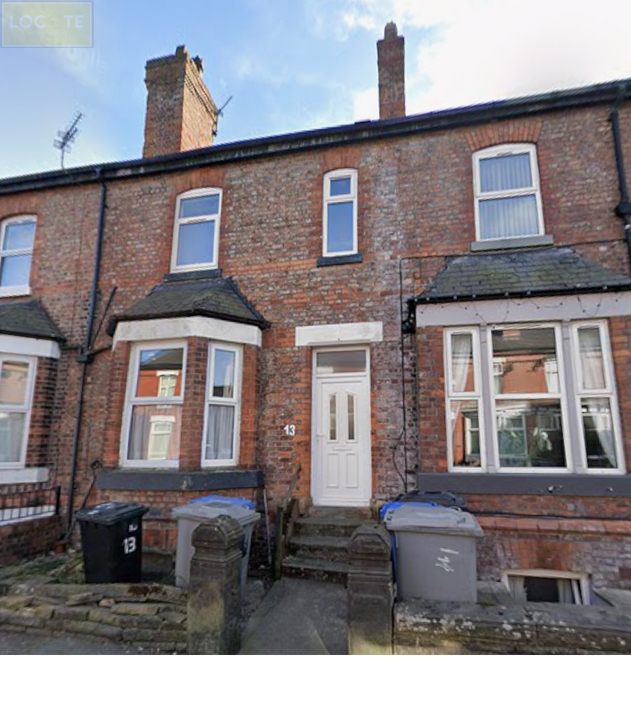 Flat Gloucester Road in Trafford