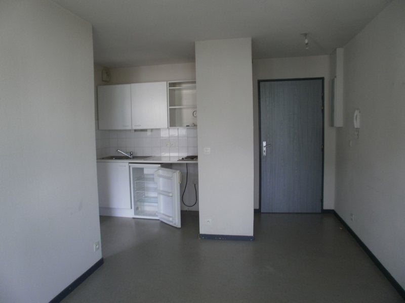 Flat Rue Normandie Niémen in Caen