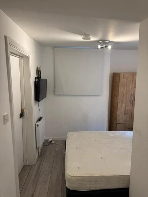 Room Upper Street in Greater London