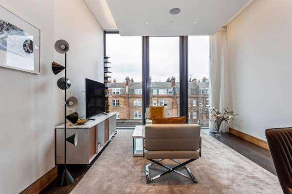Flat Oxford Street in City of Westminster