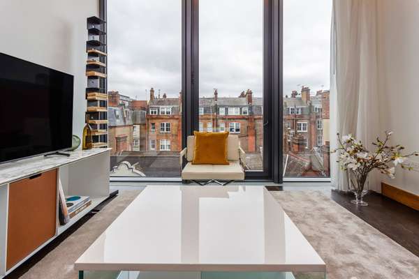 Flat Oxford Street in City of Westminster