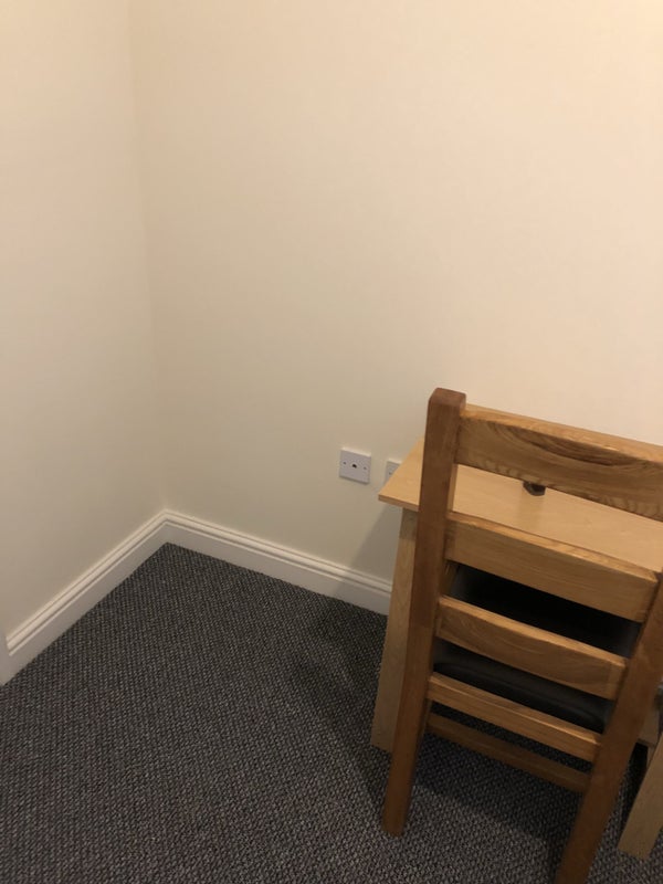 Room Duncan Road in Manchester