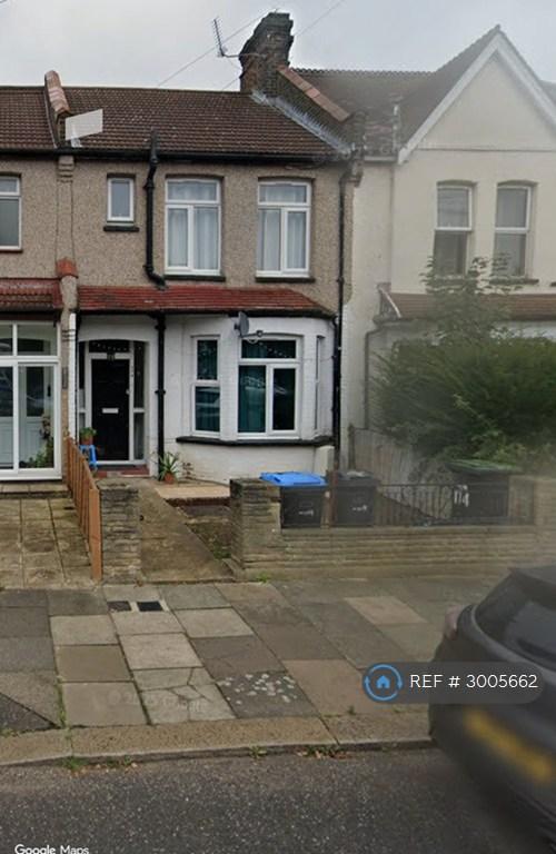 House Durants Road in Greater London
