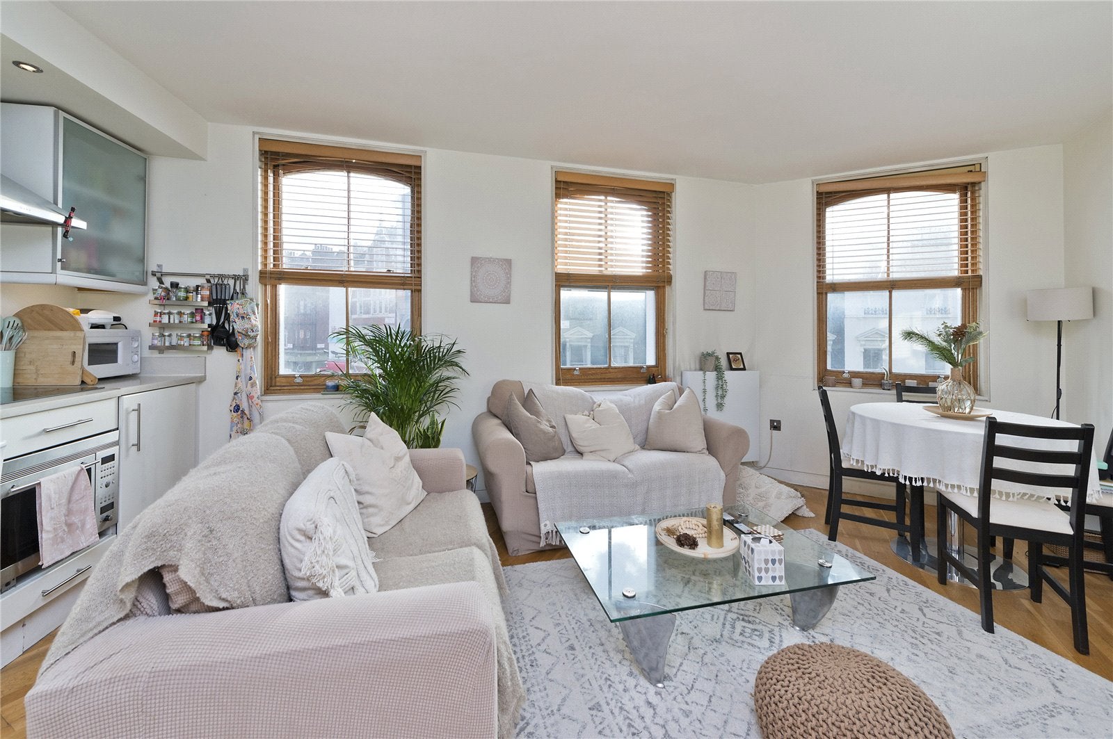Flat Fulham Broadway in Greater London