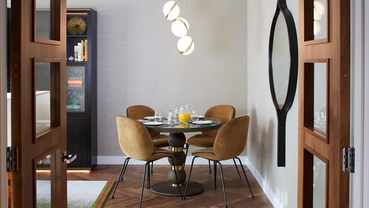 Flat Ashburn Place in Greater London