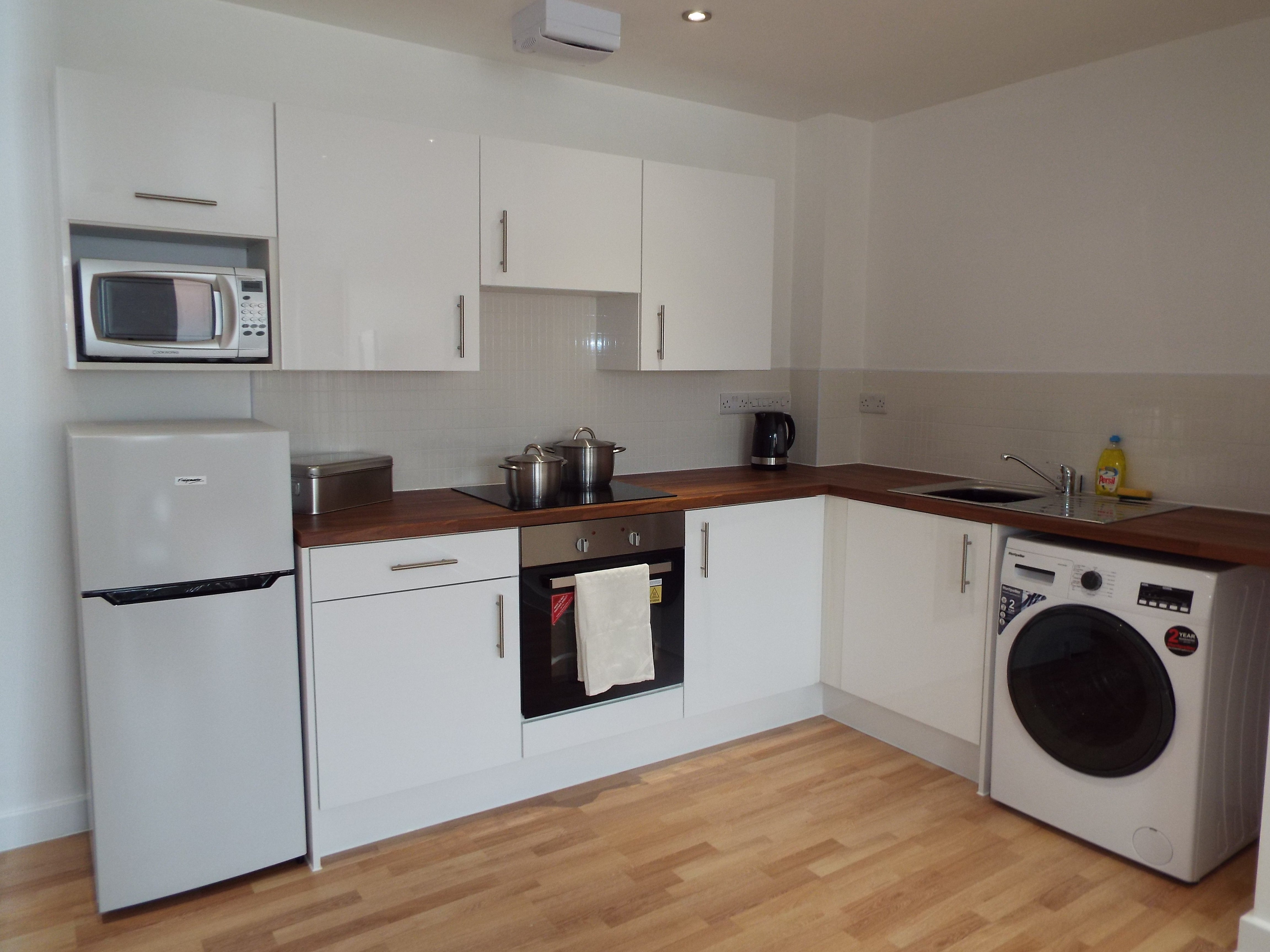 Flat Markfield Court in Leicester
