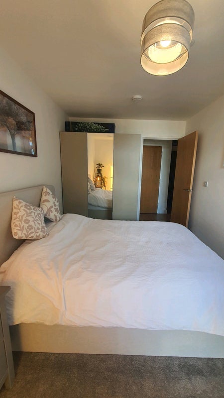 Room Furness Quay in Salford