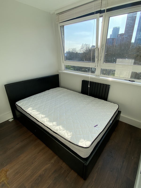 Room Lawn Lane in Greater London