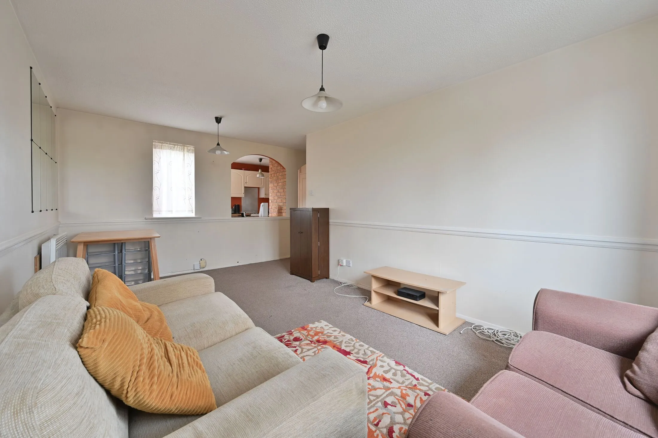 Flat Courtlands Close in Watford