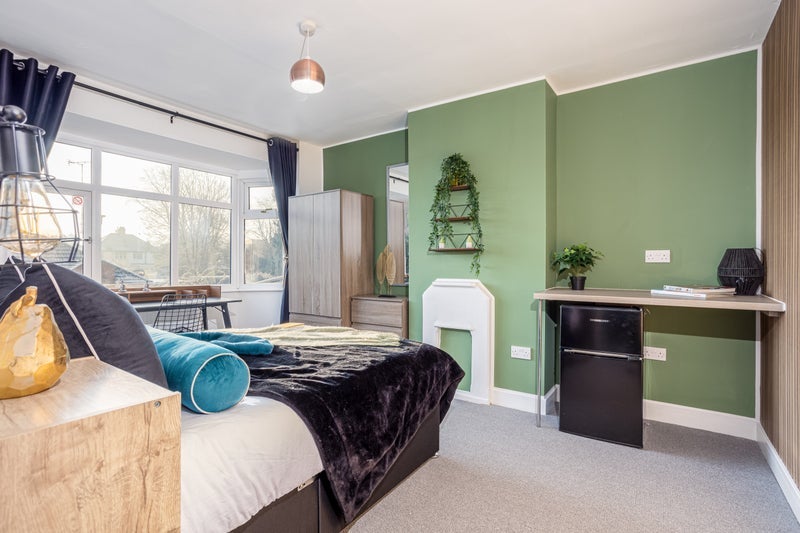 Room Leicester Road in Nuneaton and Bedworth