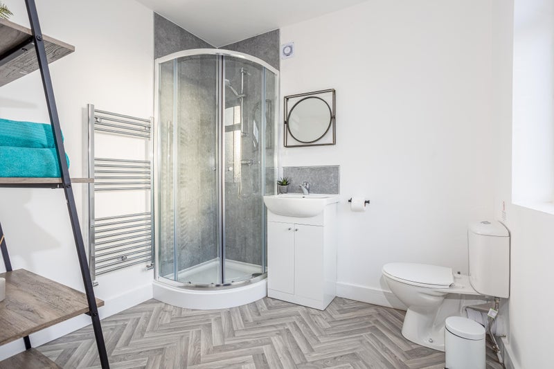 Room Leicester Road in Nuneaton and Bedworth