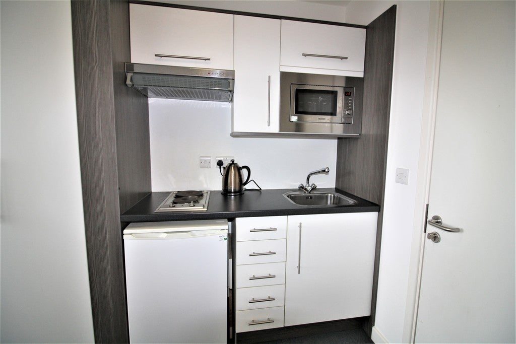 Flat Howard Lane in Sheffield