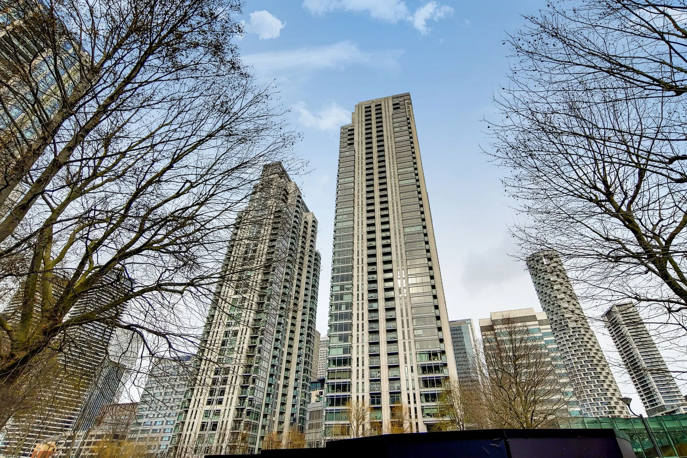 Flat Dockyard Lane in Greater London