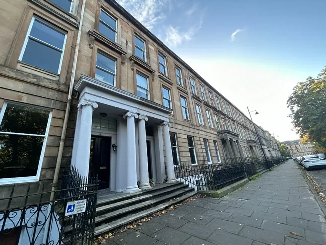 Flat Royal Terrace in Glasgow