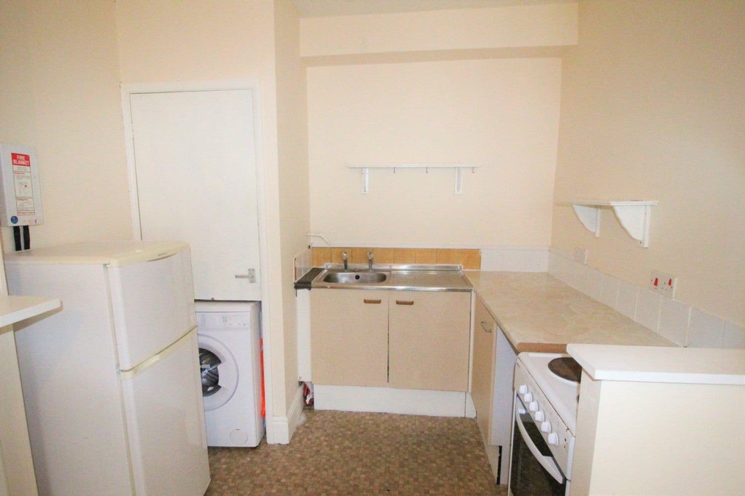 Flat Edward Street in Westbury