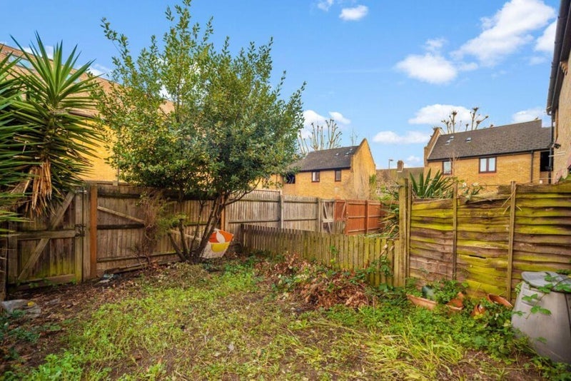 Room Clifton Place in Greater London
