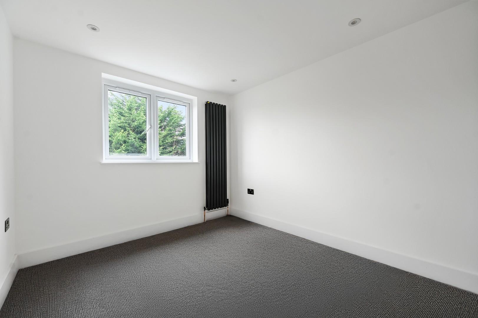 Flat Winchester Street in Greater London
