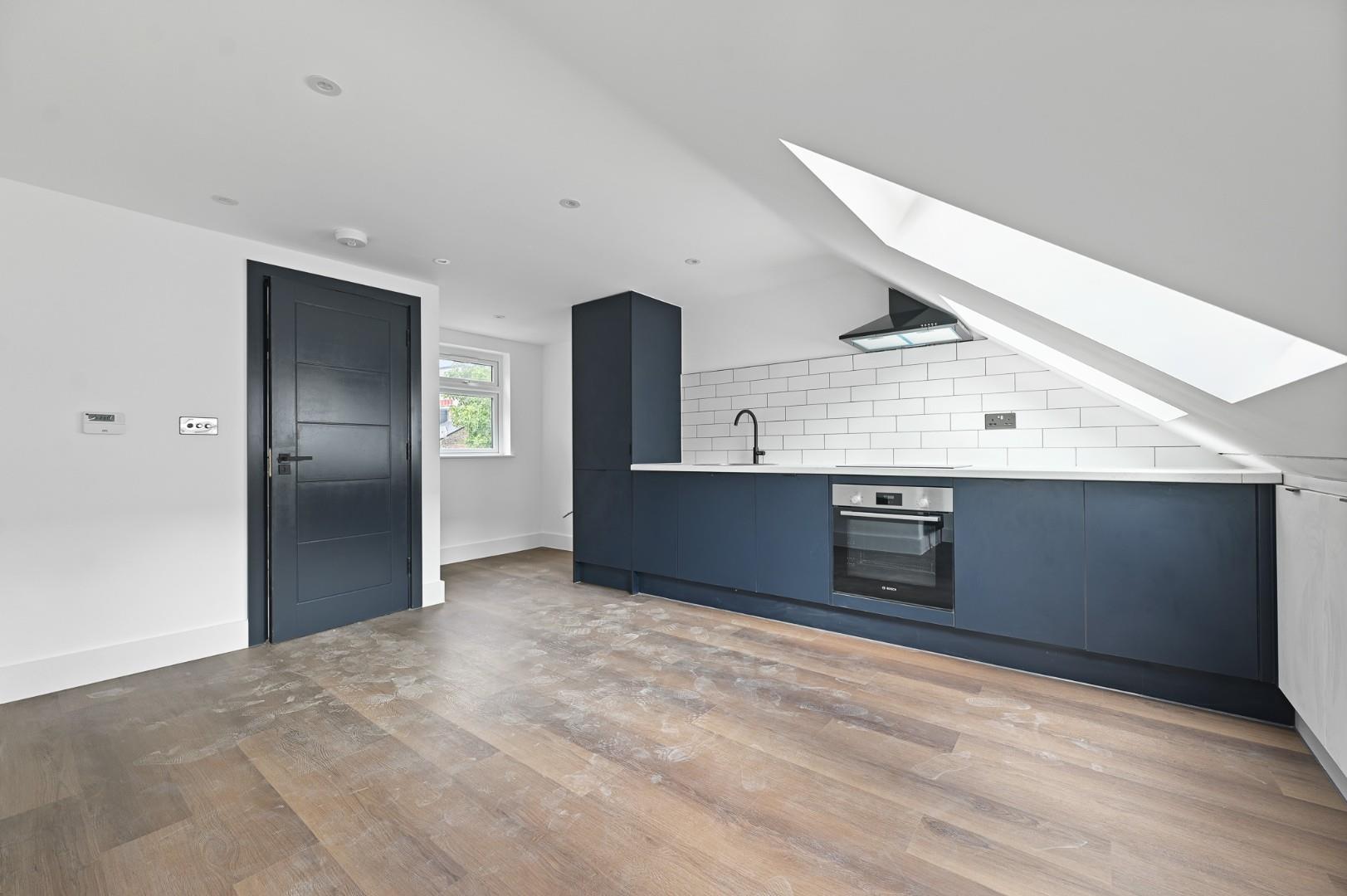 Flat Winchester Street in Greater London