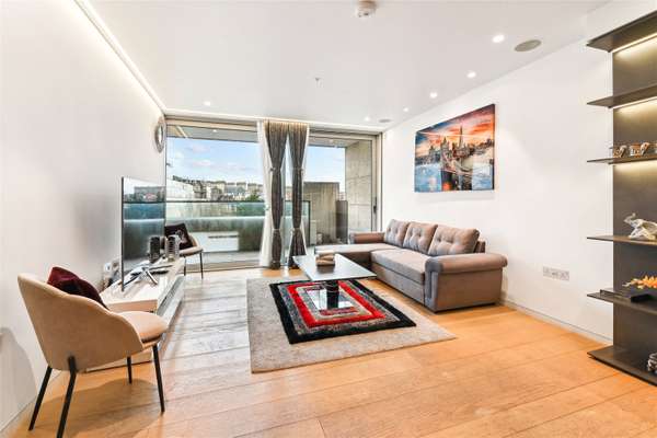 Flat Victoria Street in City of Westminster