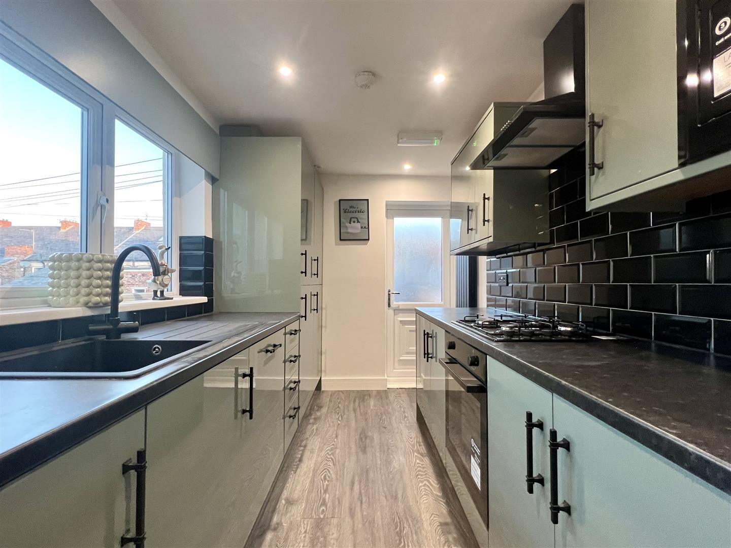 Flat Simonside Terrace in Newcastle upon Tyne