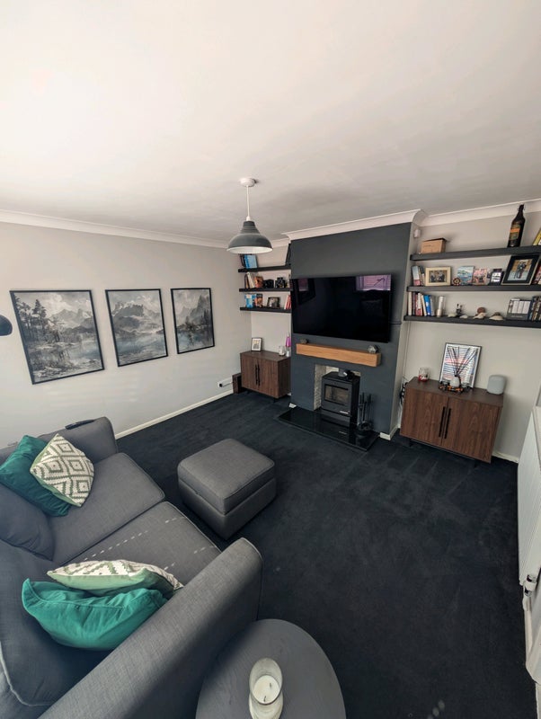 Room Hollytree Avenue in Swanley