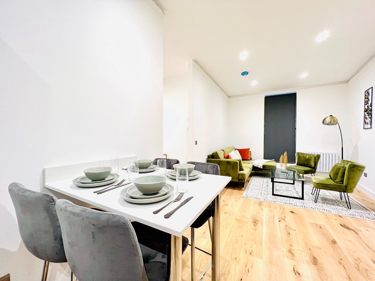 Flat China Hall Mews in Greater London
