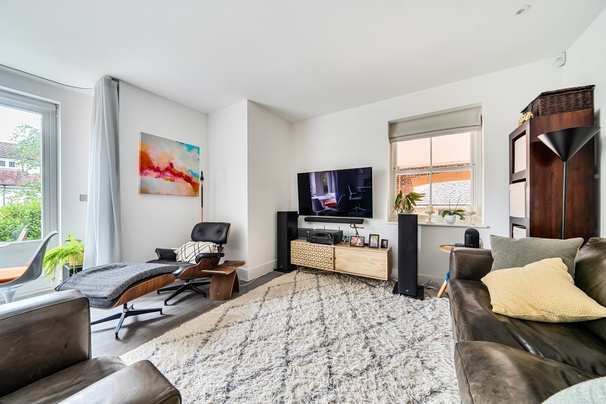 Flat Blanford Road in Reigate and Banstead