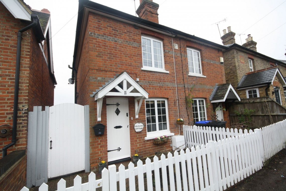 House Blackpond Lane in Slough