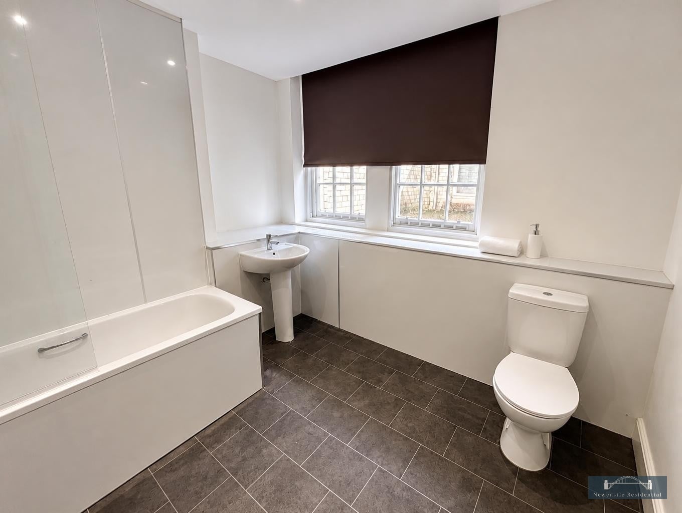 Flat Westgate Road in Newcastle upon Tyne