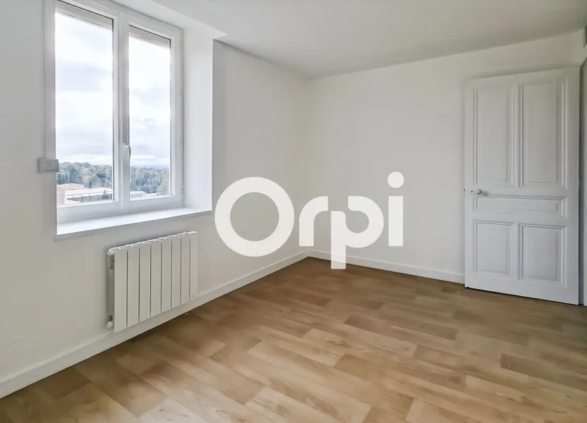 Flat Le Clos des Heures in Saint-Martin-en-Haut